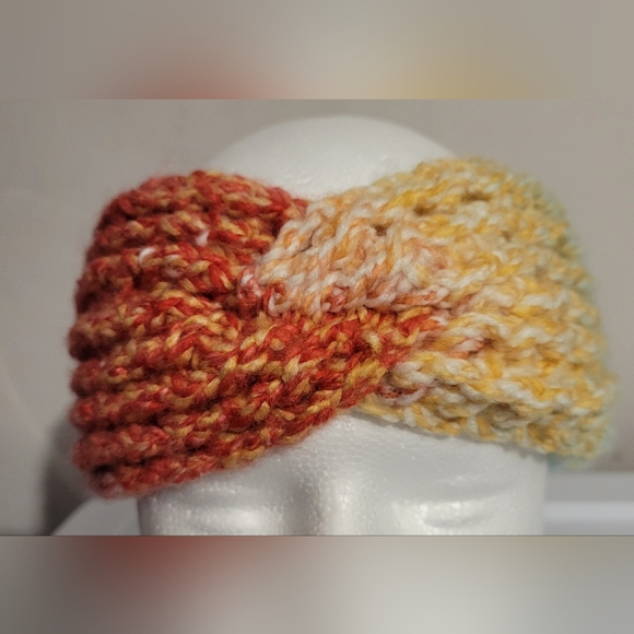 Hand Crafted Crochet Twist Earwarmer Multiple Color - Picture 5 of 5